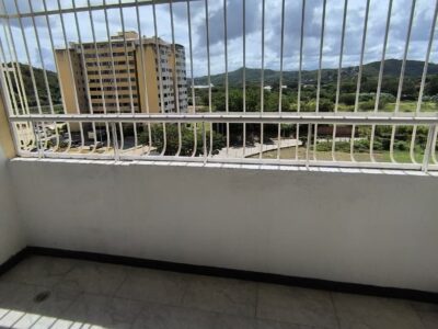 Apartamento en Urb. Bosque Real - Charallave
