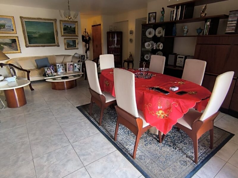 Apartamento en Los Chaguaramos - Caracas