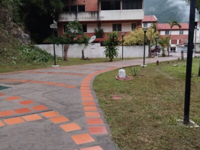 Casa en Izcaragua Country club