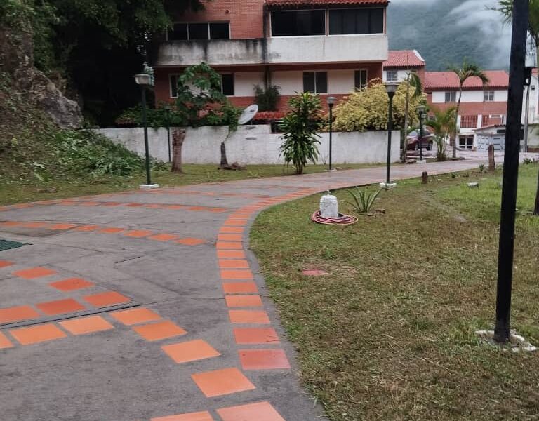 Casa en Izcaragua Country club